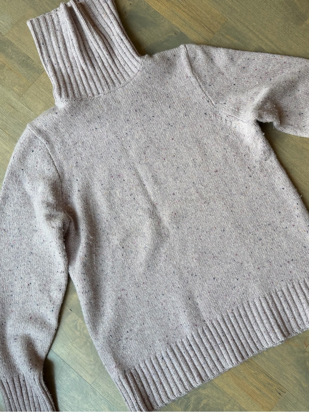 Jcrew Collection Cashmere Turtleneck sweater in Muted Lavender